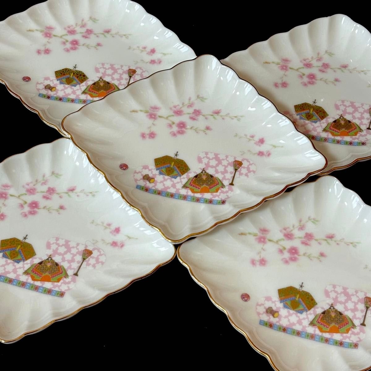 未使用】美濃焼 庫山窯 桜雛 食器セット 6枚 ひし形 菱形 雛人形 金彩
