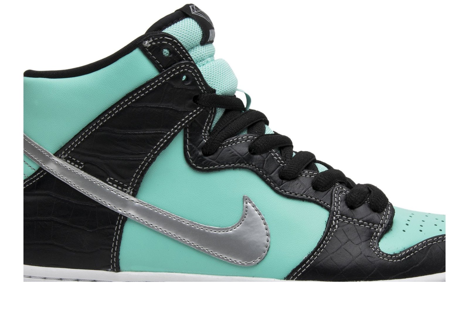 Buy Diamond Supply Co. x Nike Dunk High Premium SB 'Tiffany